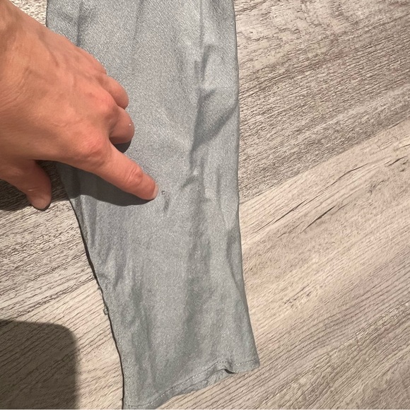 Banana Republic light blue silk blouse - Picture 9 of 17